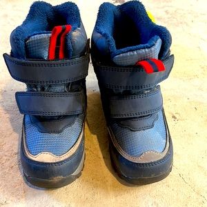 H&M Toddler boy snow boots size 7.5